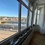 Daire Bellevue - Grand Pour 5 Sur Les Quais De La Meuse