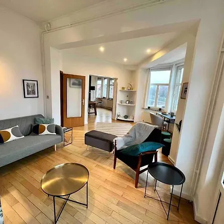 Bellevue - Grand Pour 5 Sur Les Quais De La Meuse Apartamento *