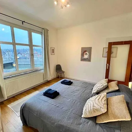 Bellevue - Grand Pour 5 Sur Les Quais De La Meuse *