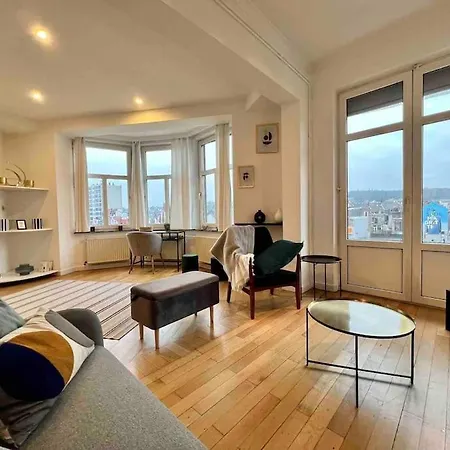 Apartment Bellevue - Grand Pour 5 Sur Les Quais De La Meuse