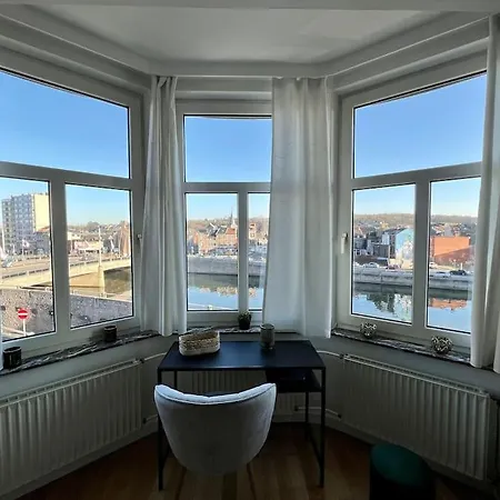 Bellevue - Grand Pour 5 Sur Les Quais De La Meuse Apartamento